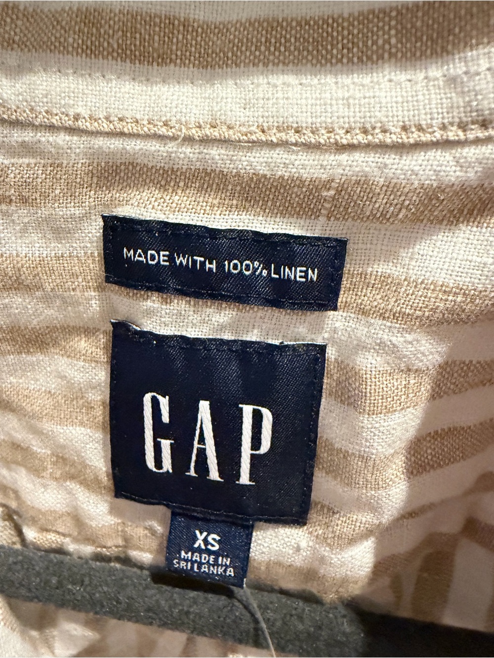 GAP Men's Beige and White Striped Linen Button-Down Shirt - Picture 2 of 6